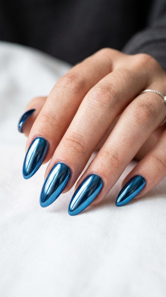 blue acrylic nails