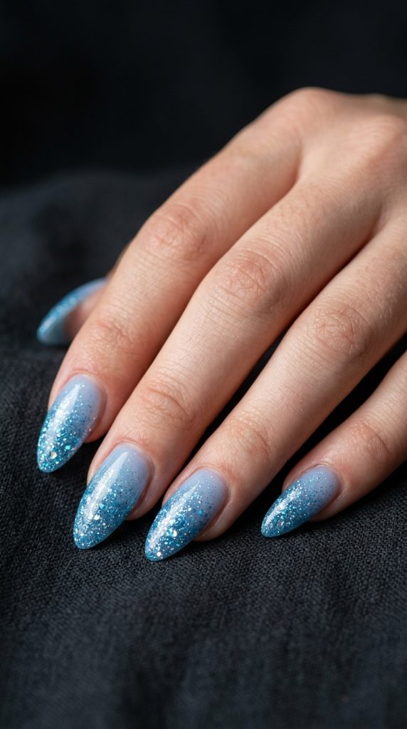 blue acrylic nails