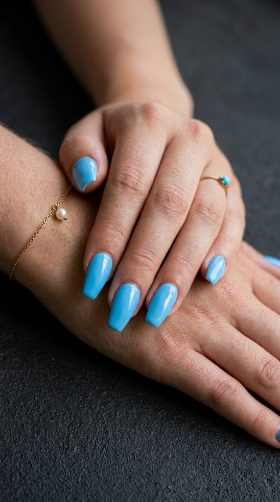 blue acrylic nails