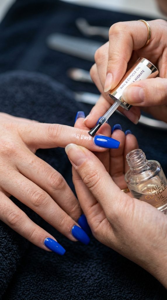 blue acrylic nails