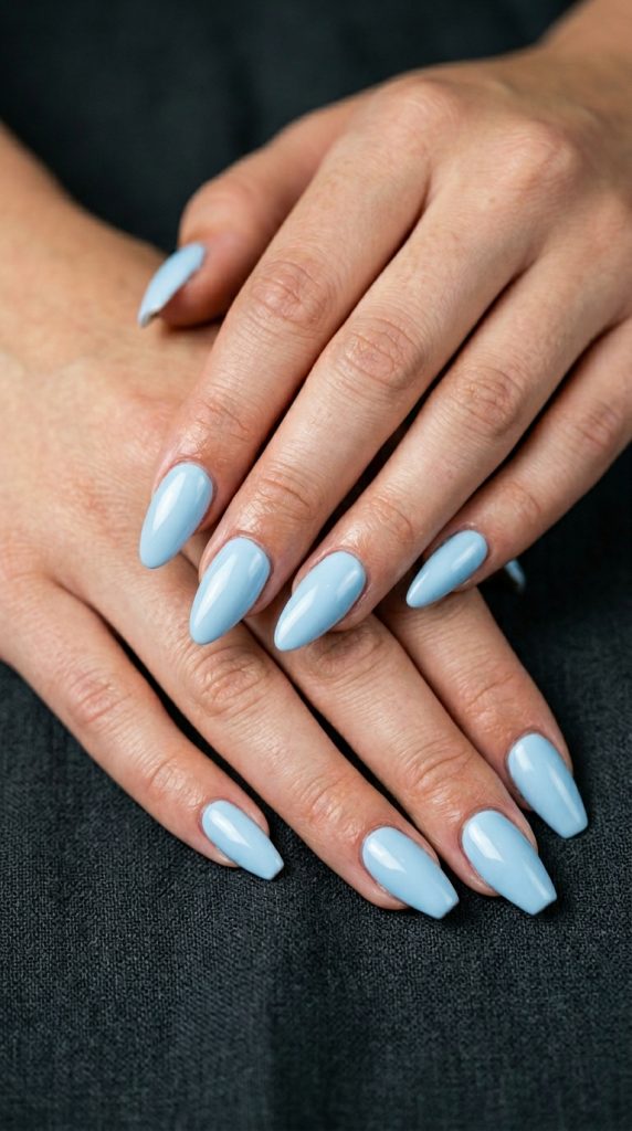 blue acrylic nails